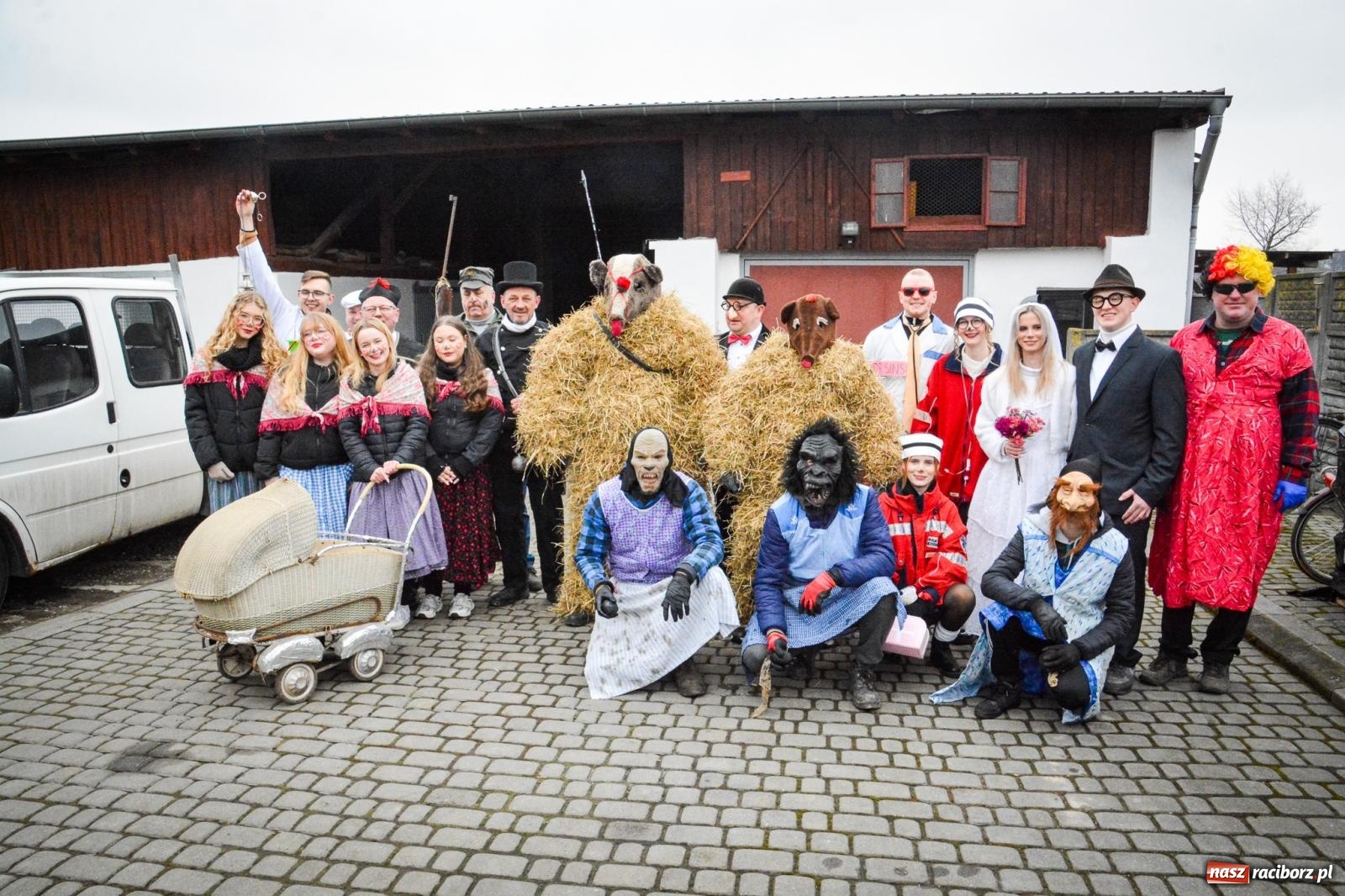 Zdjęcie w galerii na portalu naszraciborz.pl: TANZBÄR w Samborowicach: Miś z zagranicy i wielki debiut Francesco [FOTO i WIDEO] wiadomości z regionu