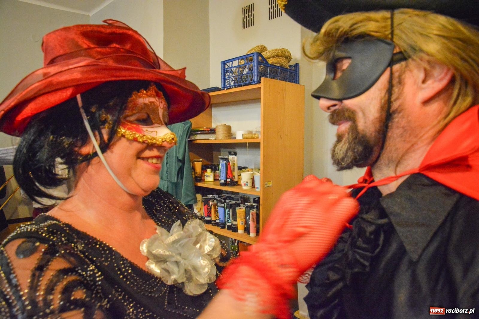 Zdjęcie w galerii na portalu naszraciborz.pl: Pogrzebanie basa 2026 w Krzanowicach. Tradycja wpisana w kulturę morawską nie ginie [FOTO i WIDEO] wiadomości z regionu