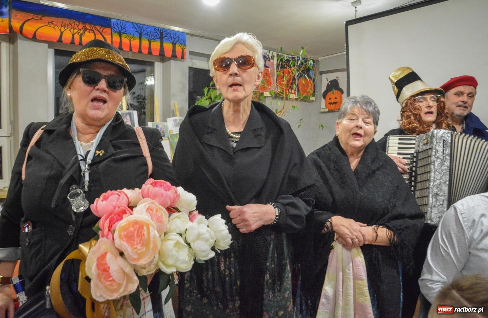 Zdjęcie w galerii na portalu naszraciborz.pl: Pogrzebanie basa 2026 w Krzanowicach. Tradycja wpisana w kulturę morawską nie ginie [FOTO i WIDEO] wiadomości z regionu
