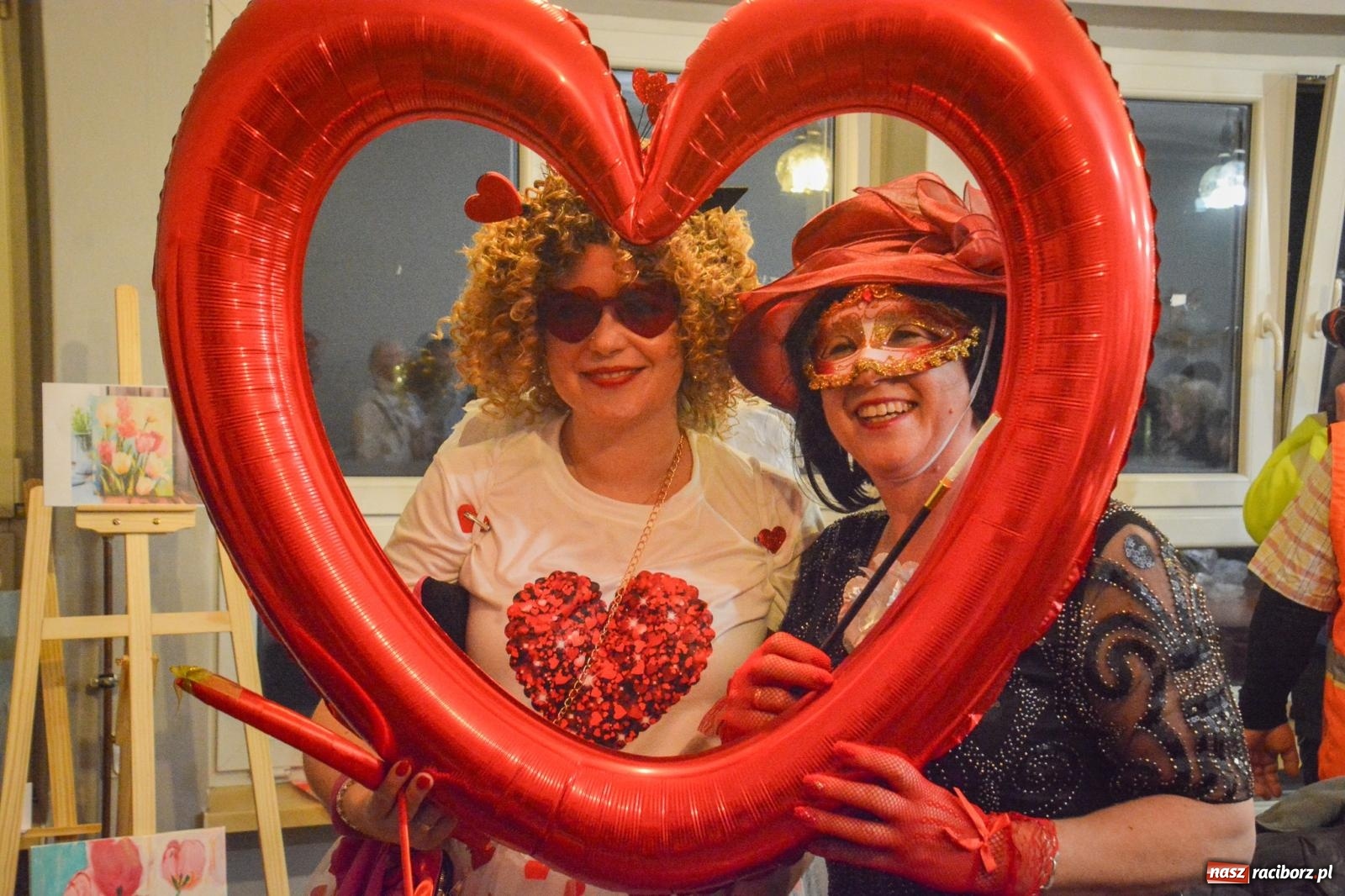 Zdjęcie w galerii na portalu naszraciborz.pl: Pogrzebanie basa 2026 w Krzanowicach. Tradycja wpisana w kulturę morawską nie ginie [FOTO i WIDEO] wiadomości z regionu