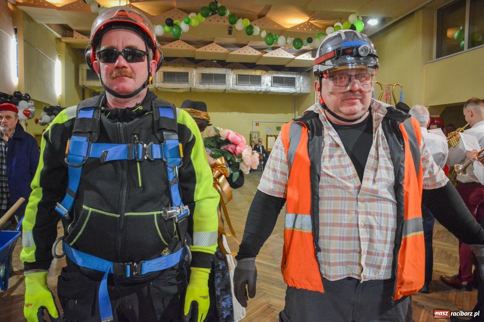 Zdjęcie w galerii na portalu naszraciborz.pl: Pogrzebanie basa 2026 w Krzanowicach. Tradycja wpisana w kulturę morawską nie ginie [FOTO i WIDEO] wiadomości z regionu