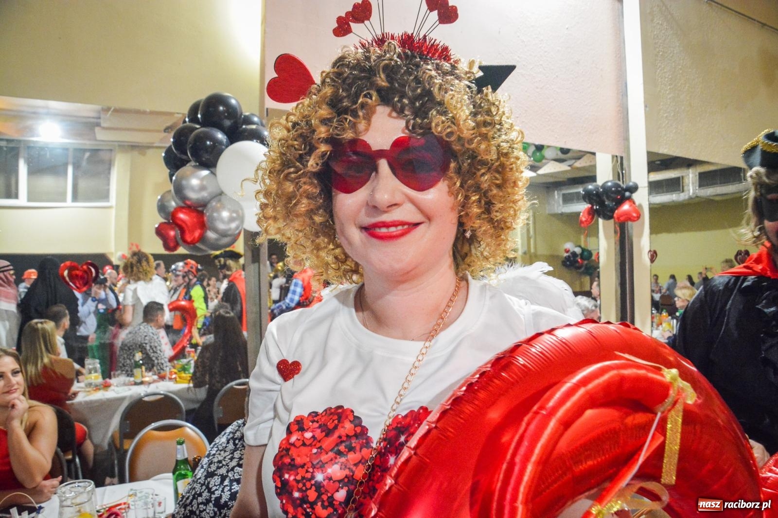 Zdjęcie w galerii na portalu naszraciborz.pl: Pogrzebanie basa 2026 w Krzanowicach. Tradycja wpisana w kulturę morawską nie ginie [FOTO i WIDEO] wiadomości z regionu