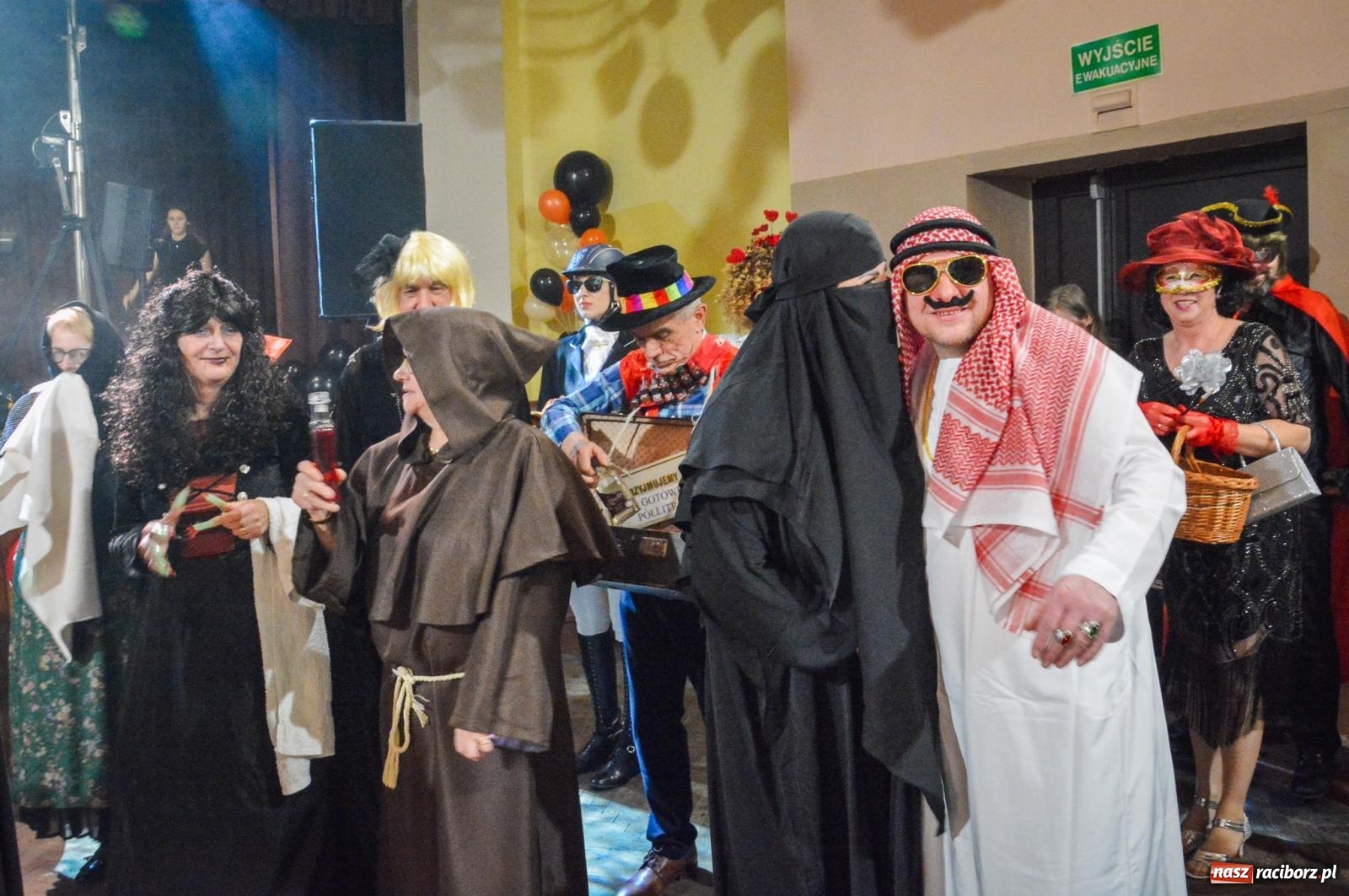 Zdjęcie w galerii na portalu naszraciborz.pl: Pogrzebanie basa 2026 w Krzanowicach. Tradycja wpisana w kulturę morawską nie ginie [FOTO i WIDEO] wiadomości z regionu