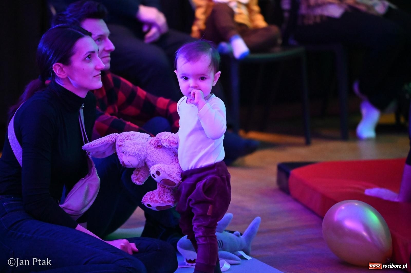 Zdjęcie w galerii na portalu naszraciborz.pl: Złota rybka porwała maluchy w krainę dźwięku [FOTO i WIDEO] wiadomości z regionu