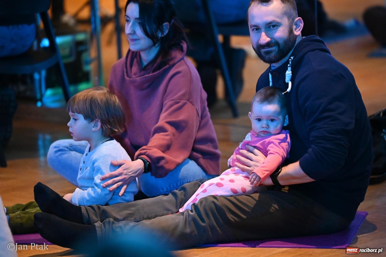 Zdjęcie w galerii na portalu naszraciborz.pl: Złota rybka porwała maluchy w krainę dźwięku [FOTO i WIDEO] wiadomości z regionu