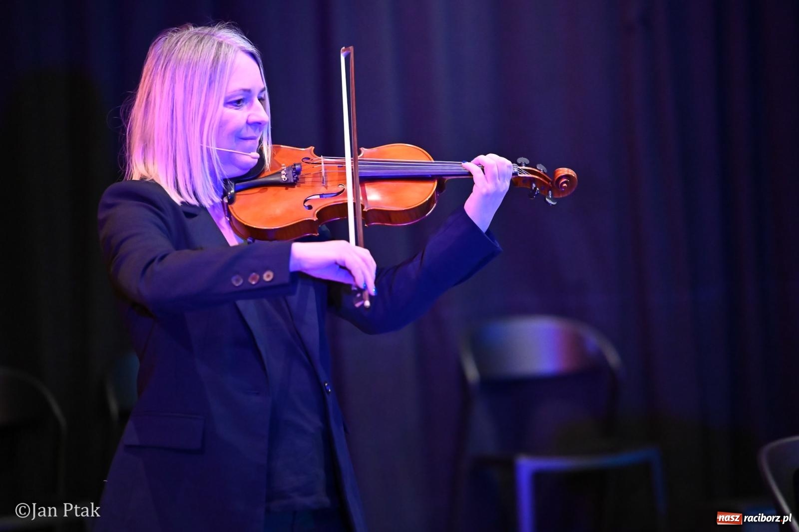 Zdjęcie w galerii na portalu naszraciborz.pl: Złota rybka porwała maluchy w krainę dźwięku [FOTO i WIDEO] wiadomości z regionu
