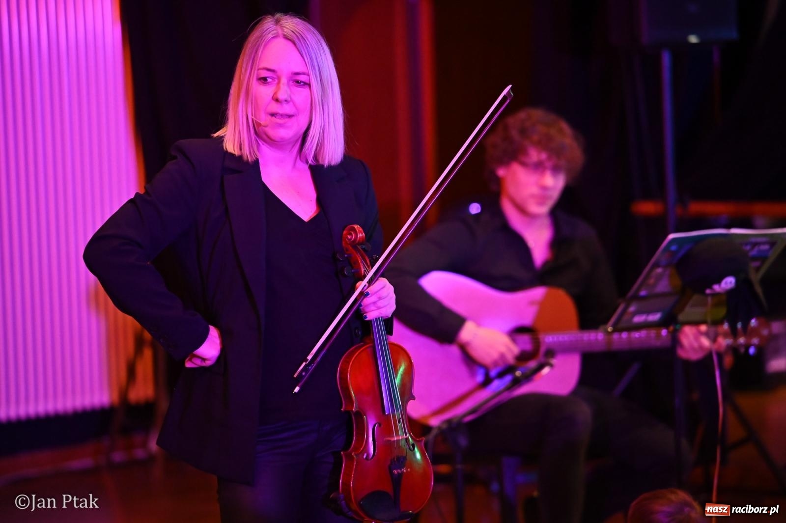 Zdjęcie w galerii na portalu naszraciborz.pl: Złota rybka porwała maluchy w krainę dźwięku [FOTO i WIDEO] wiadomości z regionu