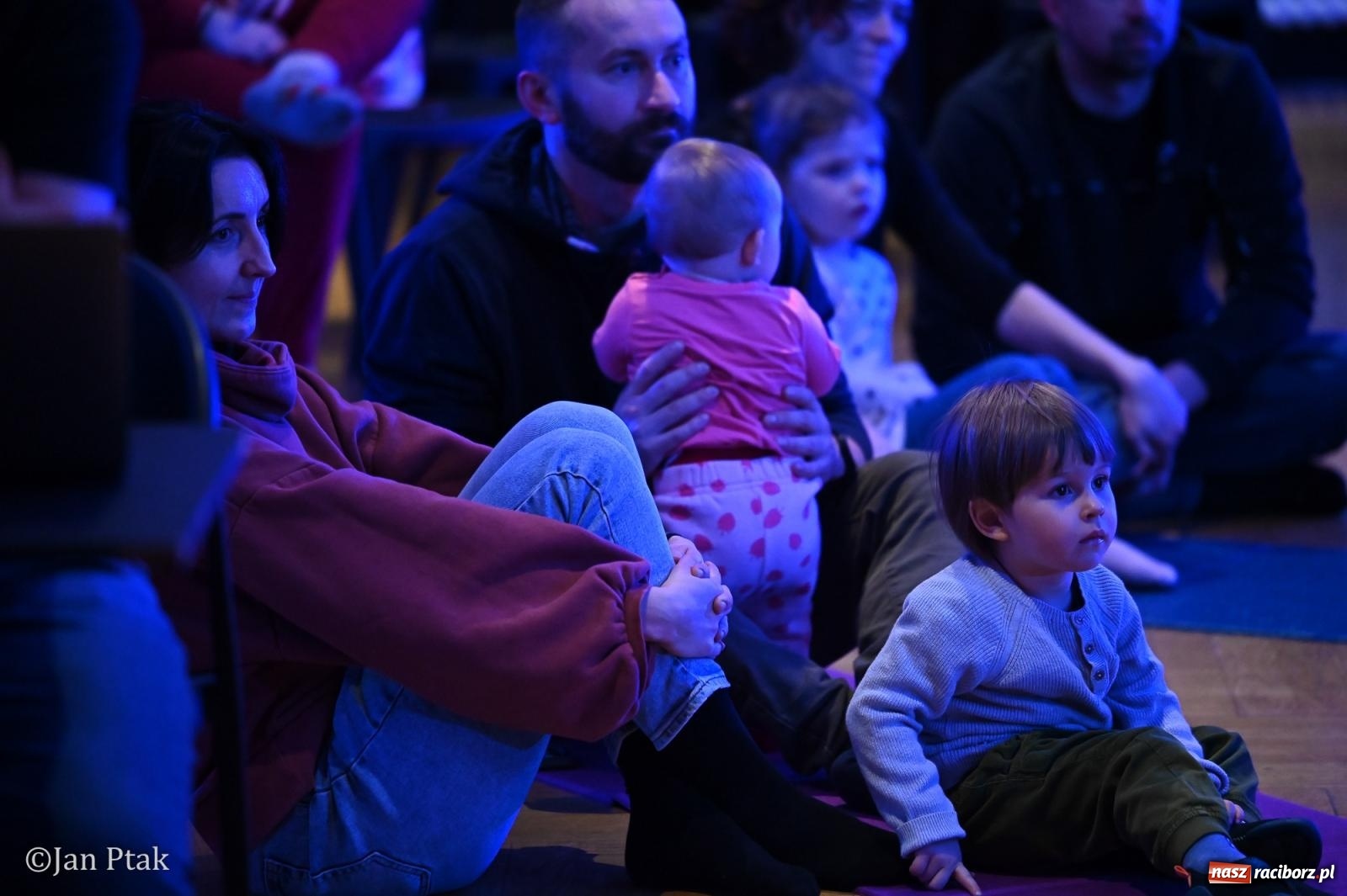 Zdjęcie w galerii na portalu naszraciborz.pl: Złota rybka porwała maluchy w krainę dźwięku [FOTO i WIDEO] wiadomości z regionu