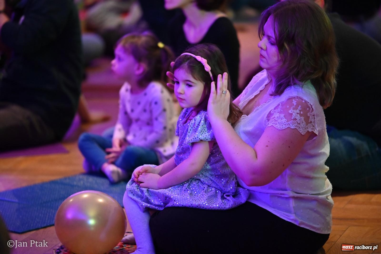 Zdjęcie w galerii na portalu naszraciborz.pl: Złota rybka porwała maluchy w krainę dźwięku [FOTO i WIDEO] wiadomości z regionu