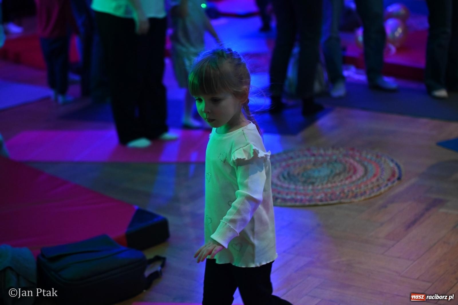 Zdjęcie w galerii na portalu naszraciborz.pl: Złota rybka porwała maluchy w krainę dźwięku [FOTO i WIDEO] wiadomości z regionu