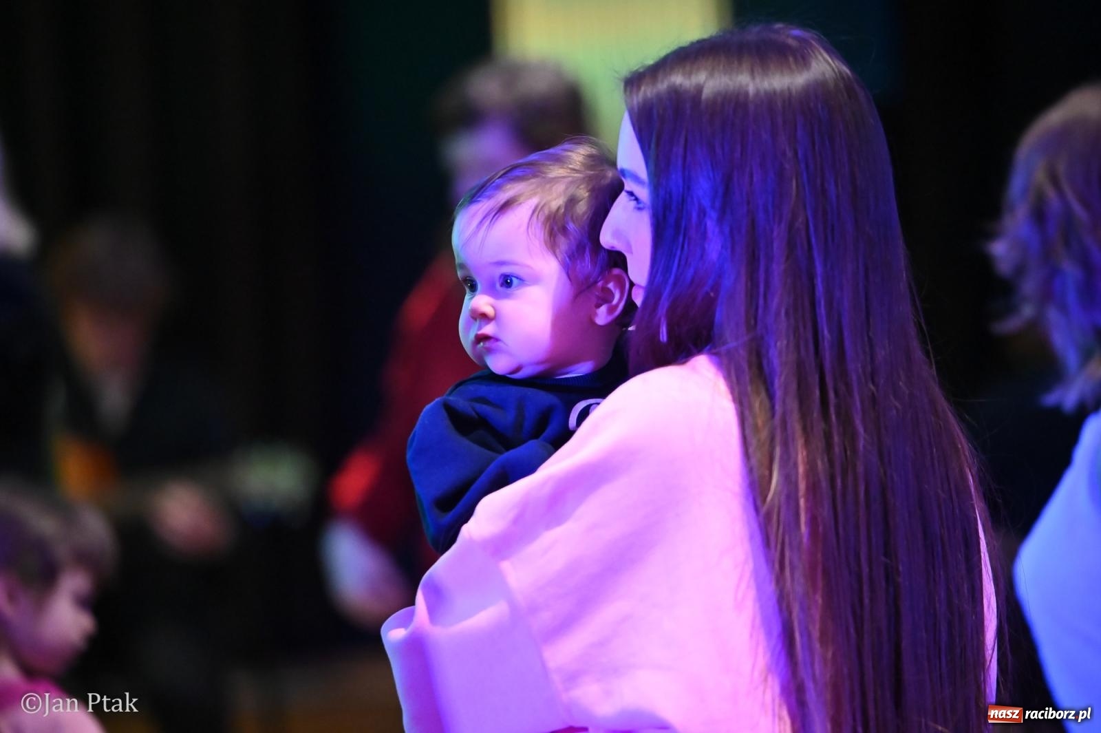 Zdjęcie w galerii na portalu naszraciborz.pl: Złota rybka porwała maluchy w krainę dźwięku [FOTO i WIDEO] wiadomości z regionu