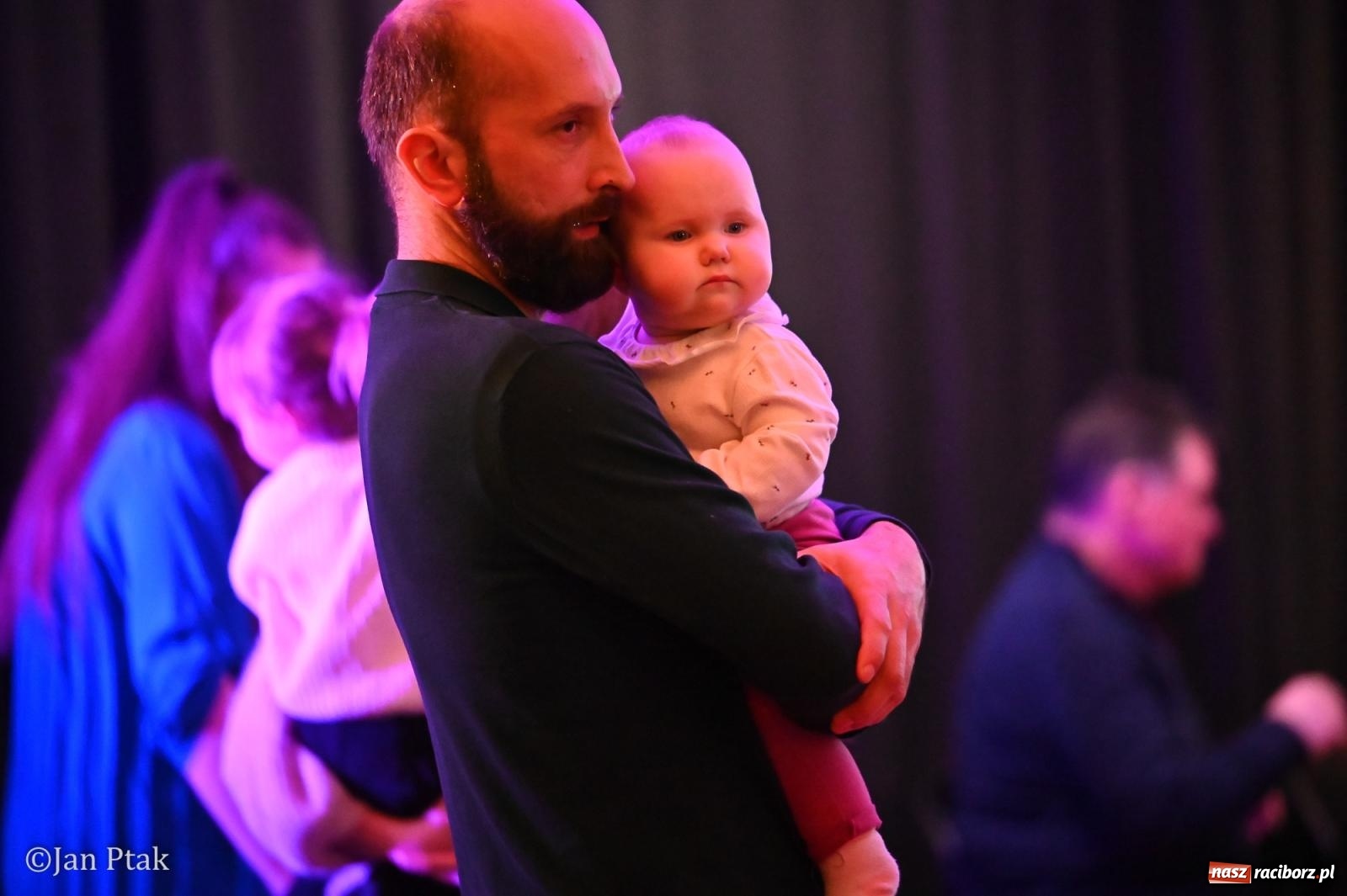 Zdjęcie w galerii na portalu naszraciborz.pl: Złota rybka porwała maluchy w krainę dźwięku [FOTO i WIDEO] wiadomości z regionu