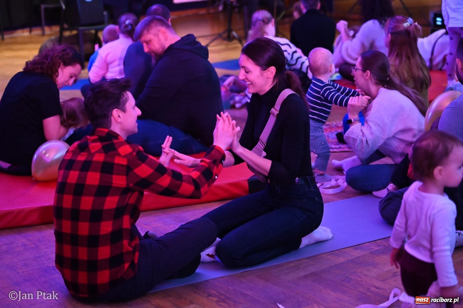 Zdjęcie w galerii na portalu naszraciborz.pl: Złota rybka porwała maluchy w krainę dźwięku [FOTO i WIDEO] wiadomości z regionu