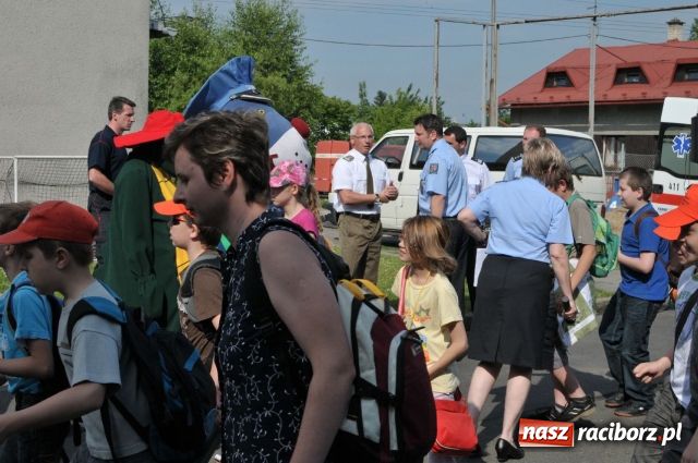 Zdjęcie w galerii na portalu naszraciborz.pl: Funkcjonariusze ŚOSG uczestniczyli w Dniu Dziecka wiadomości z regionu