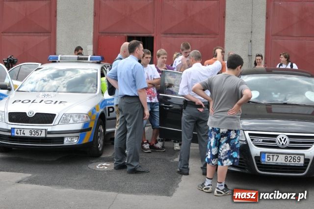 Zdjęcie w galerii na portalu naszraciborz.pl: Funkcjonariusze ŚOSG uczestniczyli w Dniu Dziecka wiadomości z regionu