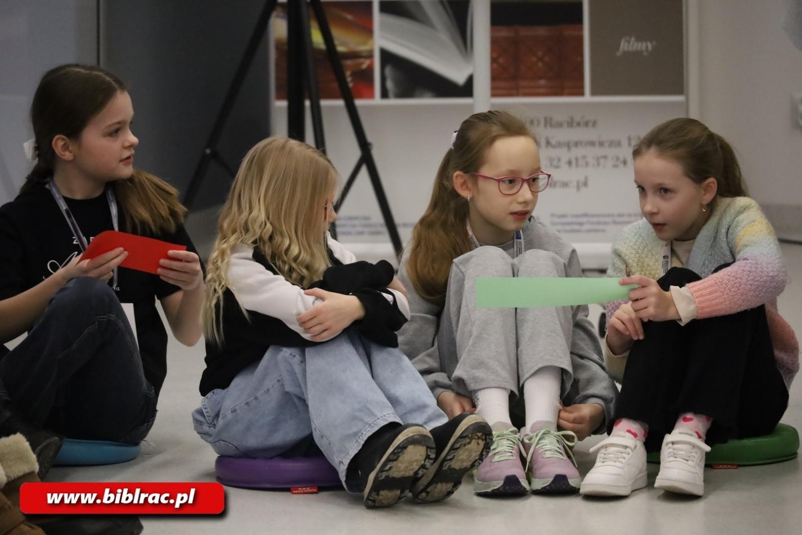 Zdjęcie w galerii na portalu naszraciborz.pl: Ruszyły komiksowe ferie z biblioteką! wiadomości z regionu