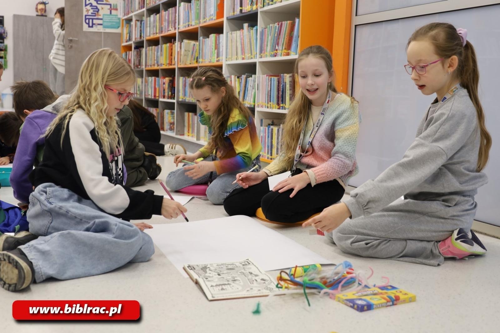 Zdjęcie w galerii na portalu naszraciborz.pl: Ruszyły komiksowe ferie z biblioteką! wiadomości z regionu