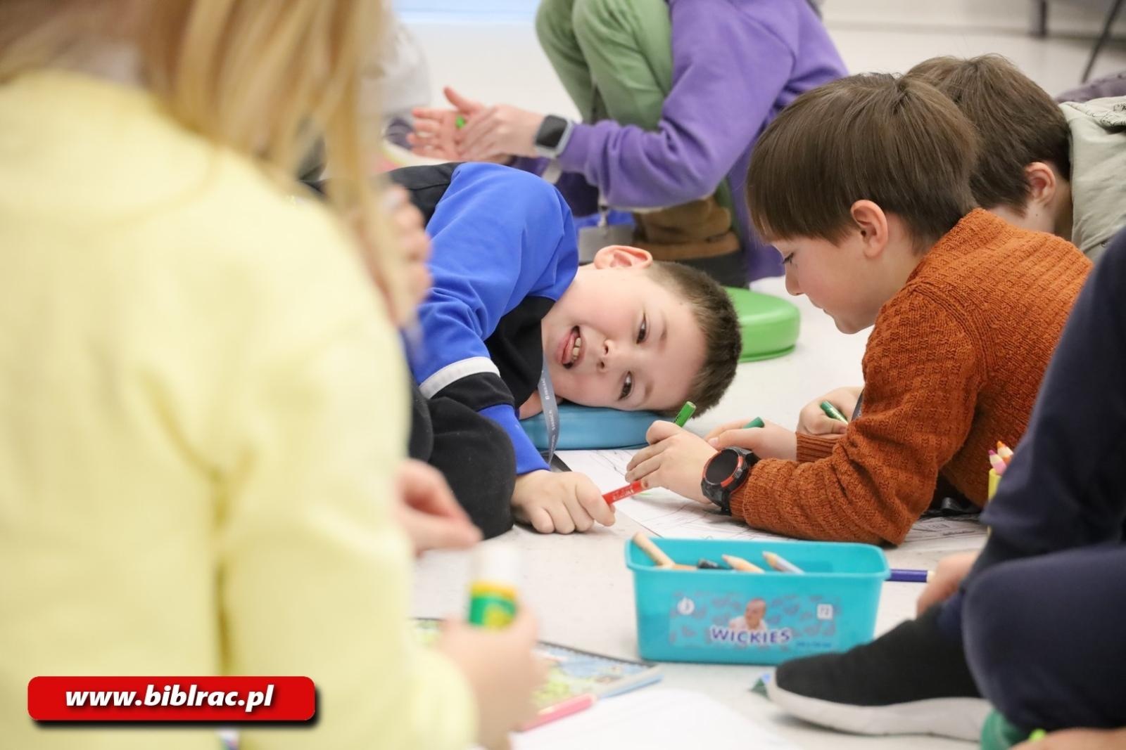 Zdjęcie w galerii na portalu naszraciborz.pl: Ruszyły komiksowe ferie z biblioteką! wiadomości z regionu