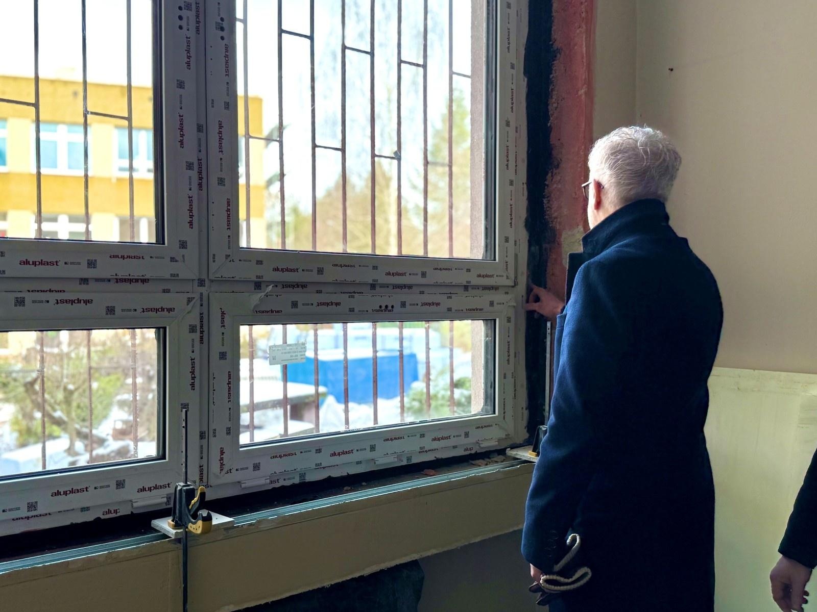 Zdjęcie w galerii na portalu naszraciborz.pl: Remont SP 18 w Raciborzu nabiera tempa. Postępy prac coraz bardziej widoczne wiadomości z regionu