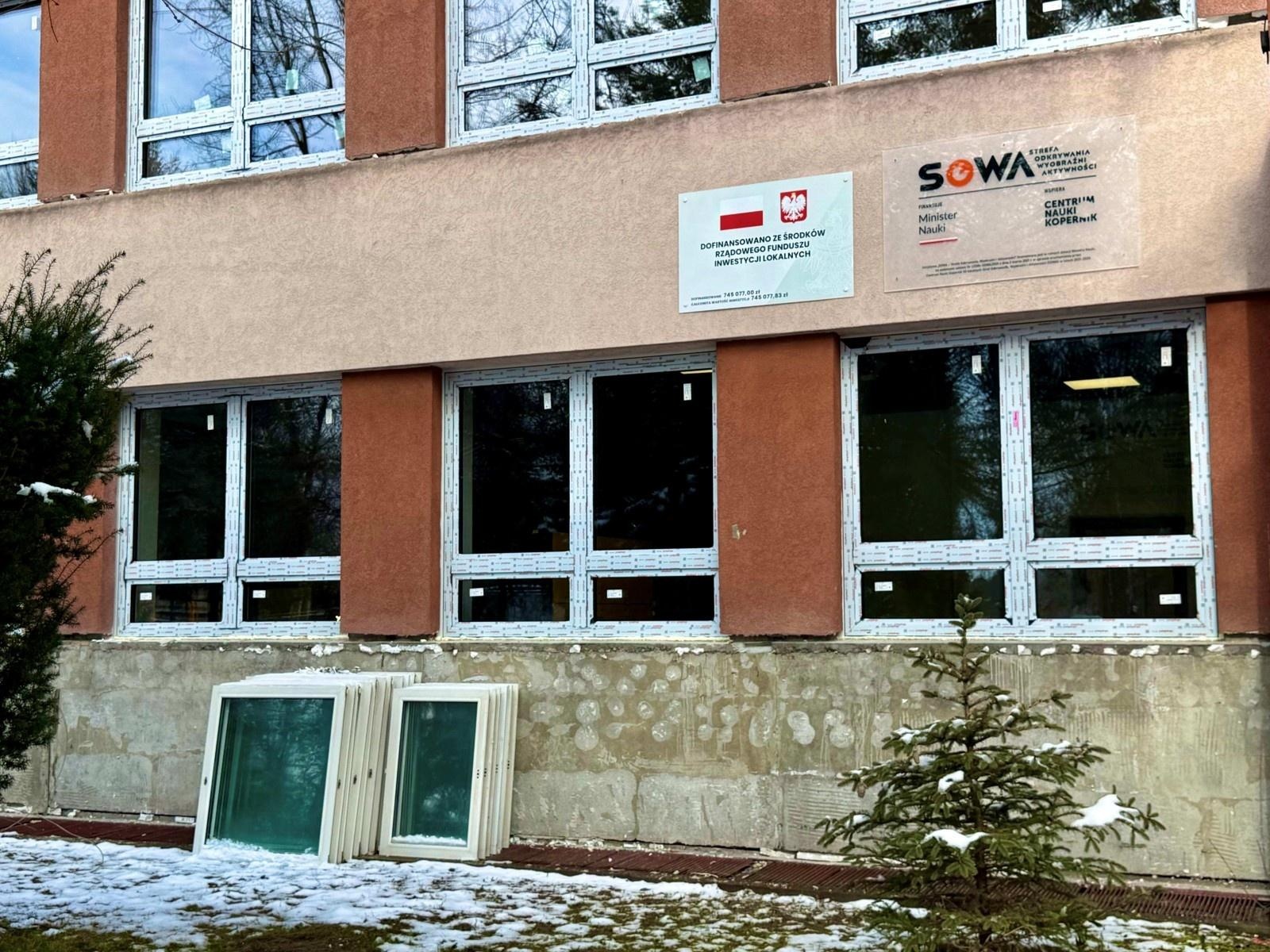 Zdjęcie w galerii na portalu naszraciborz.pl: Remont SP 18 w Raciborzu nabiera tempa. Postępy prac coraz bardziej widoczne wiadomości z regionu