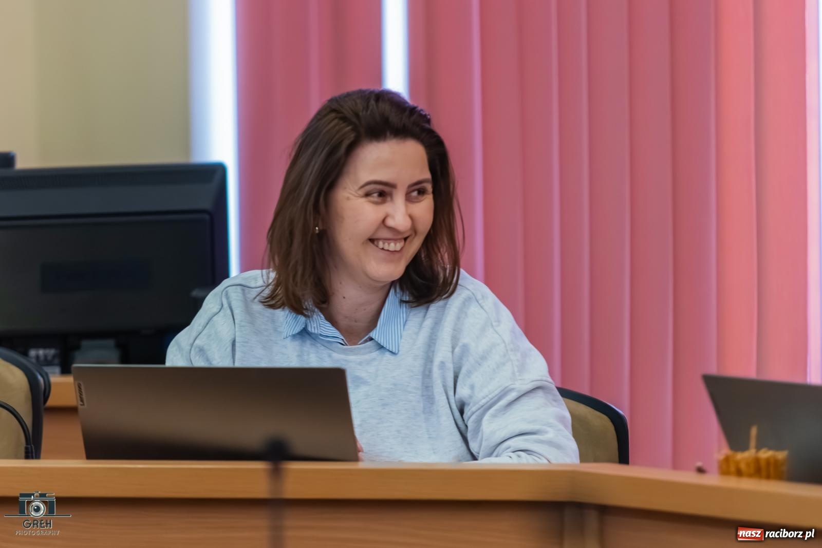 Zdjęcie w galerii na portalu naszraciborz.pl: Od gumowych mat po behawiorystę. Racibórz inwestuje w komfort zwierząt wiadomości z regionu