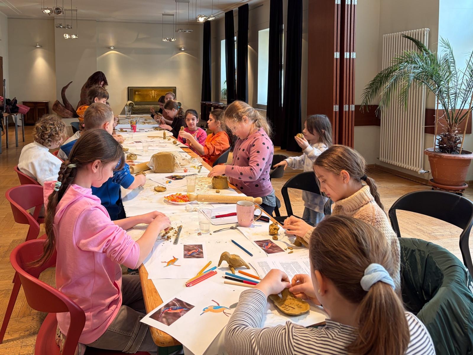 Zdjęcie w galerii na portalu naszraciborz.pl: Kreatywne warsztaty z RCK w ramach akcji Zima w Mieście wiadomości z regionu