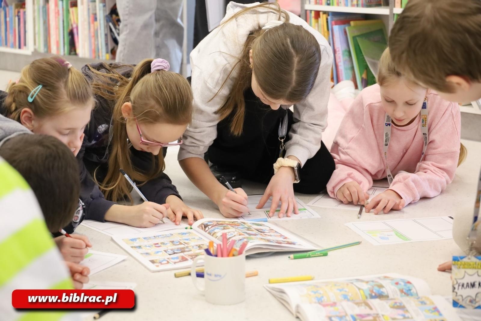 Zdjęcie w galerii na portalu naszraciborz.pl: Komiksowe Ferie z Biblioteką na półmetku wiadomości z regionu