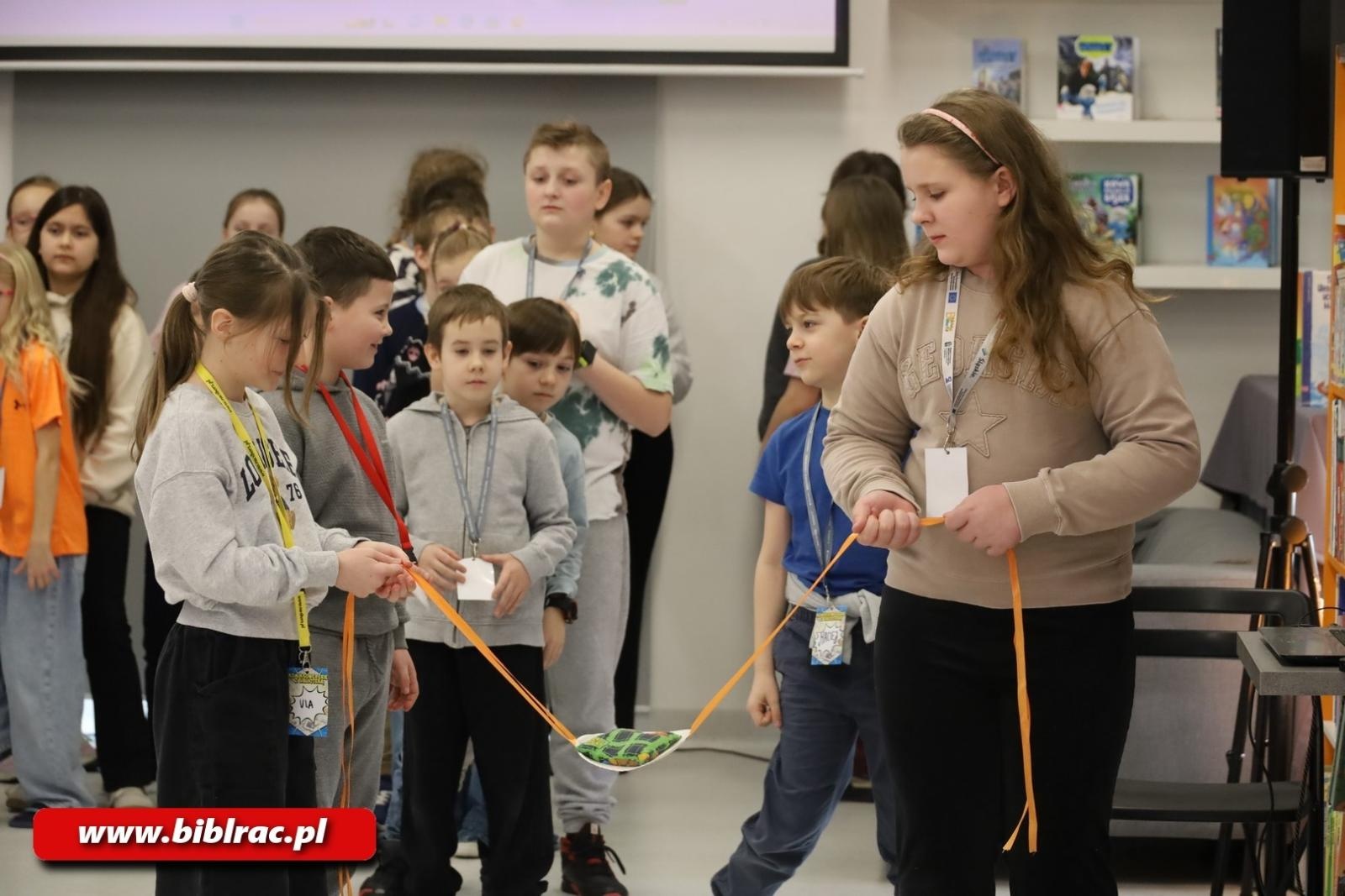 Zdjęcie w galerii na portalu naszraciborz.pl: Komiksowe Ferie z Biblioteką na półmetku wiadomości z regionu
