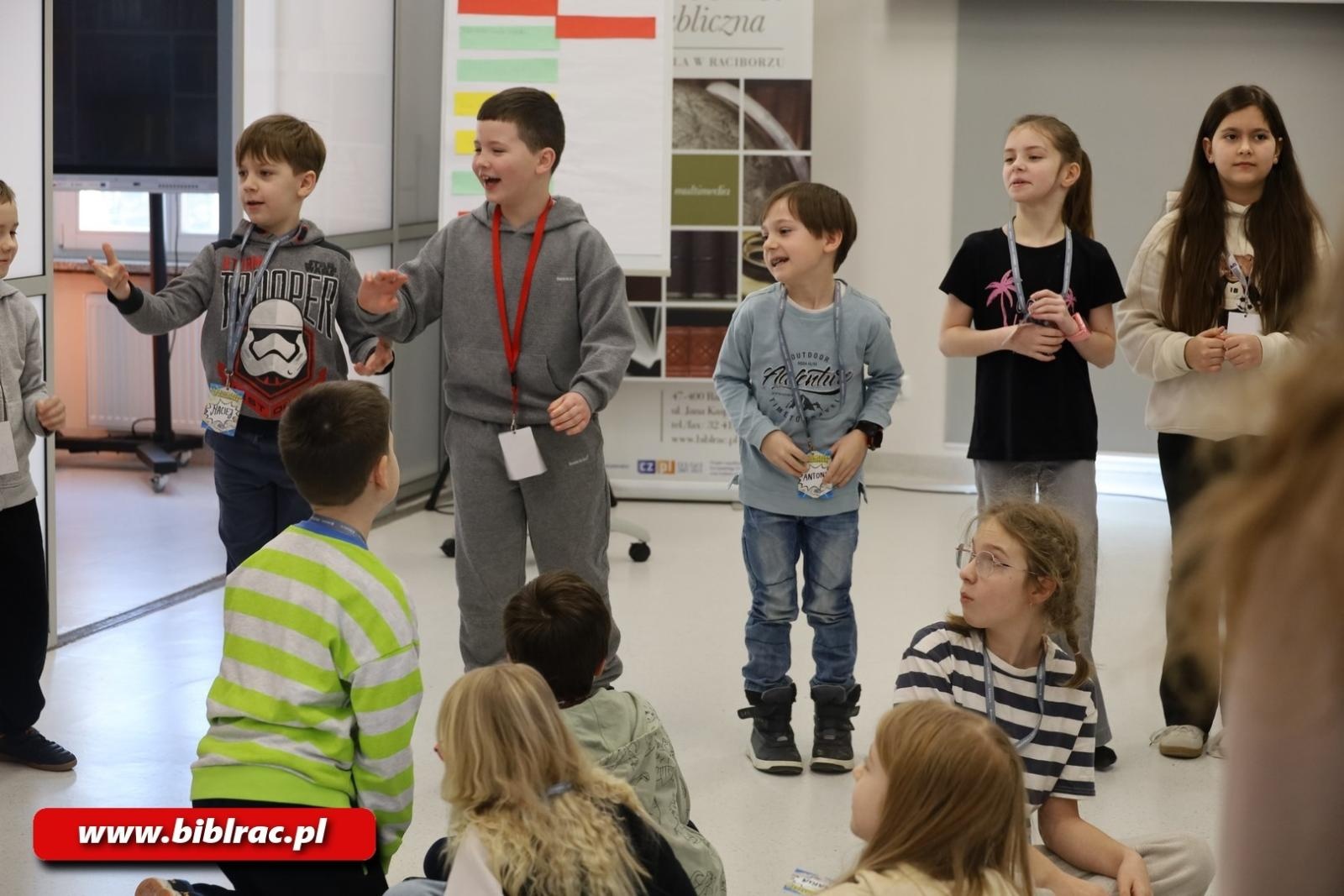 Zdjęcie w galerii na portalu naszraciborz.pl: Komiksowe Ferie z Biblioteką na półmetku wiadomości z regionu