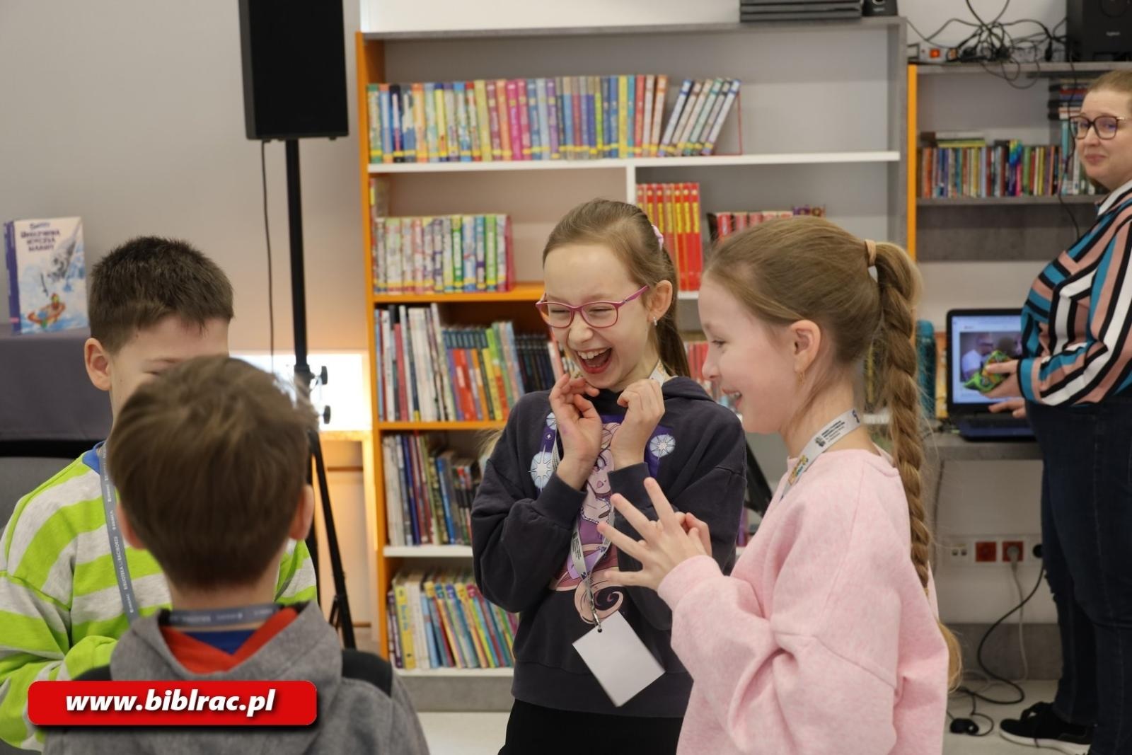 Zdjęcie w galerii na portalu naszraciborz.pl: Komiksowe Ferie z Biblioteką na półmetku wiadomości z regionu