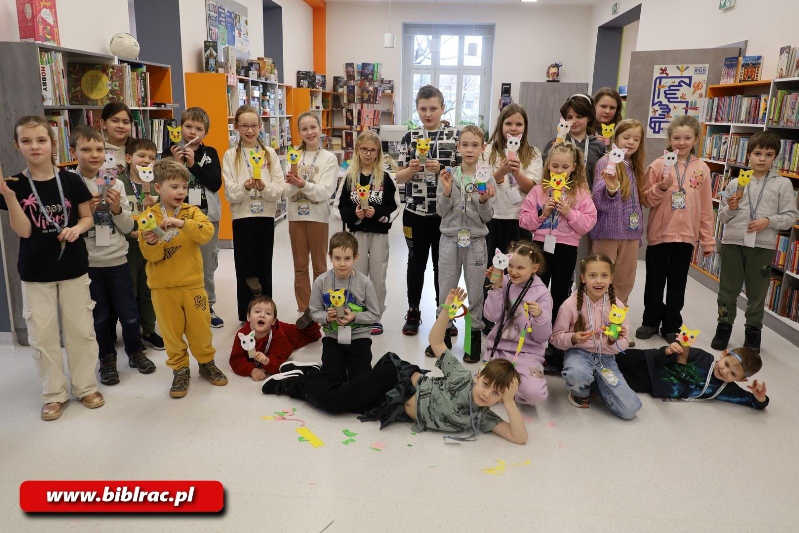 Zdjęcie w galerii na portalu naszraciborz.pl: Komiksowe Ferie z Biblioteką na półmetku wiadomości z regionu