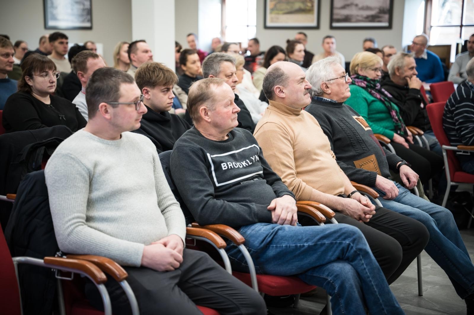 Zdjęcie w galerii na portalu naszraciborz.pl: Rolnicy z powiatu raciborskiego poznawali KSeF na Zamku Piastowskim wiadomości z regionu