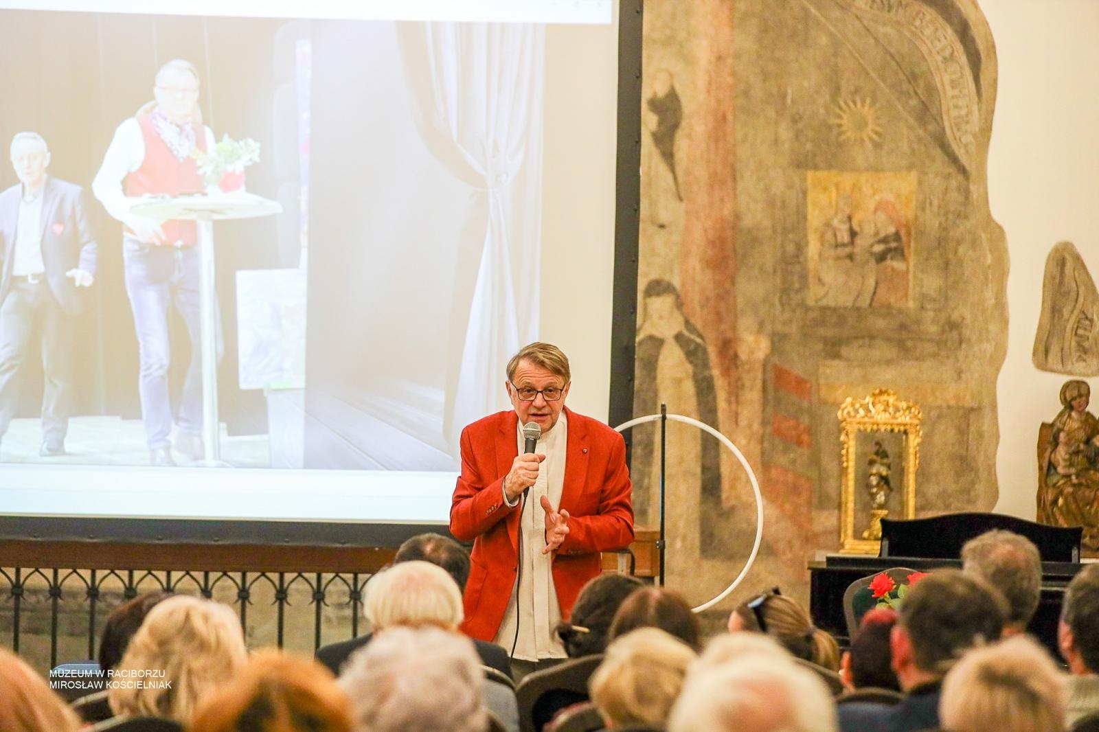 Zdjęcie w galerii na portalu naszraciborz.pl: Benefis Zbigniewa Woźniaka w raciborskim Muzeum wiadomości z regionu