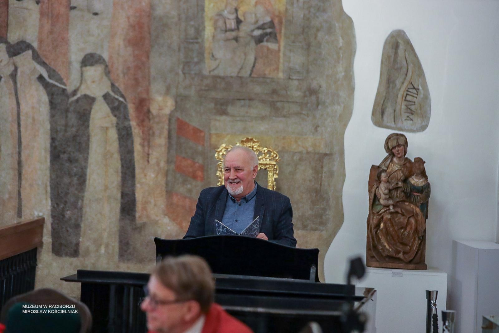 Zdjęcie w galerii na portalu naszraciborz.pl: Benefis Zbigniewa Woźniaka w raciborskim Muzeum wiadomości z regionu