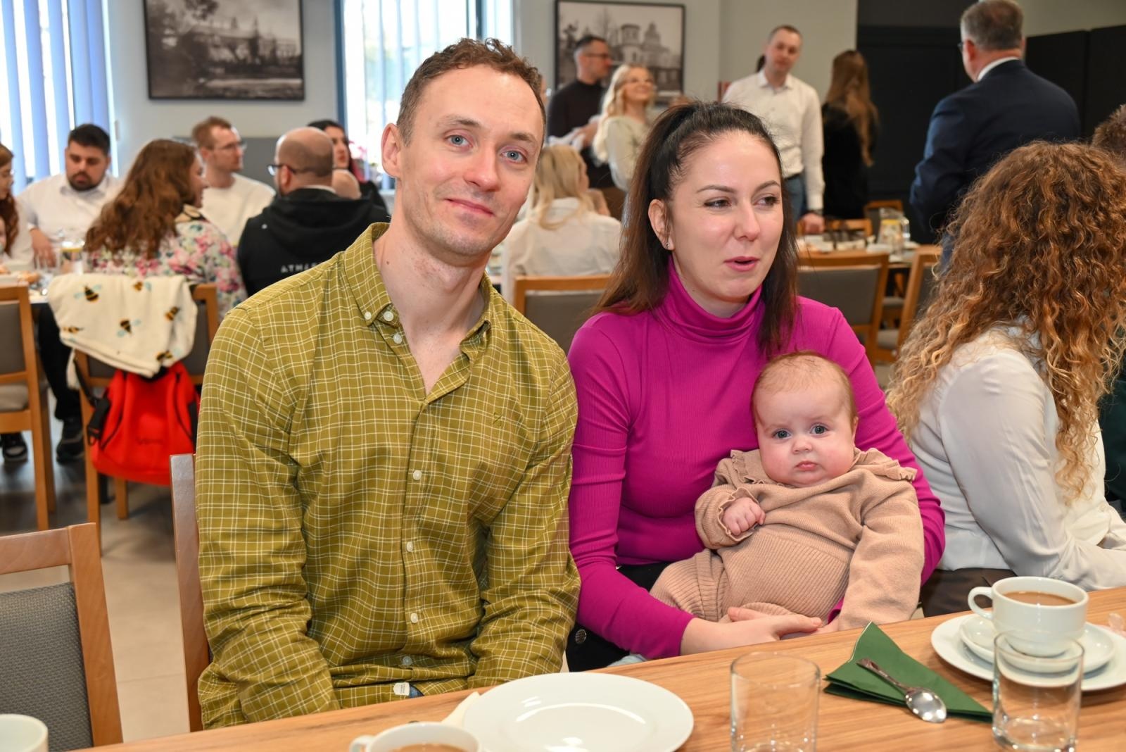 Zdjęcie w galerii na portalu naszraciborz.pl: Przywitanie najmłodszych mieszkańców gminy Krzyżanowice wiadomości z regionu