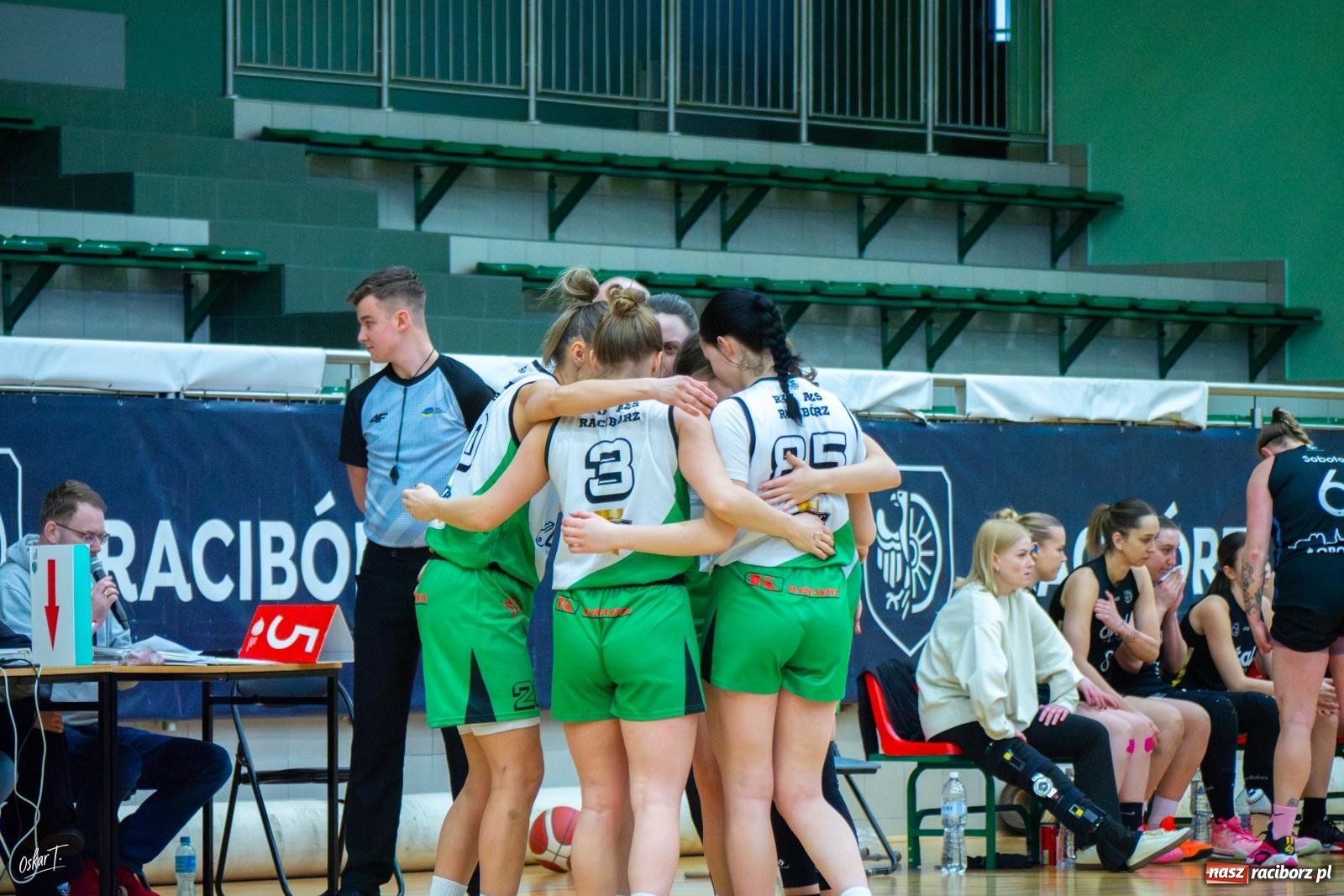 Zdjęcie w galerii na portalu naszraciborz.pl: Koszykówka: Zwycięstwo RKK z outsiderem na zakończenie sezonu [FOTO i WIDEO] wiadomości z regionu