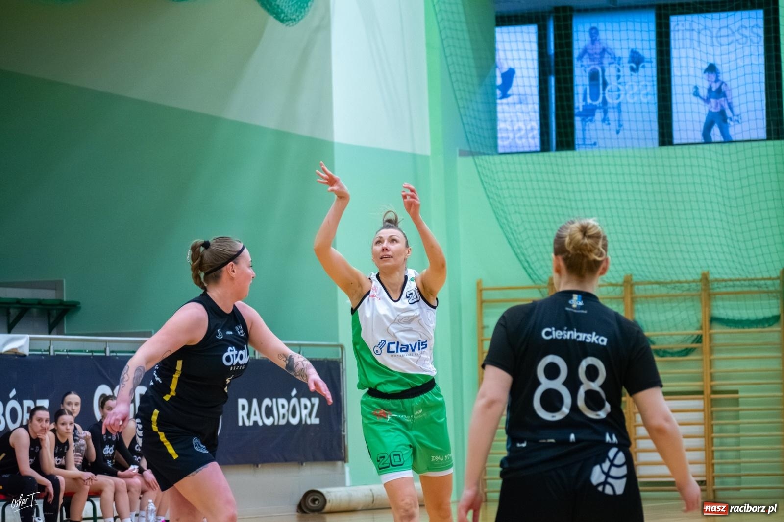 Zdjęcie w galerii na portalu naszraciborz.pl: Koszykówka: Zwycięstwo RKK z outsiderem na zakończenie sezonu [FOTO i WIDEO] wiadomości z regionu