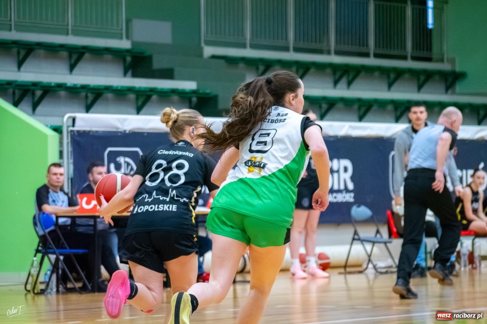 Zdjęcie w galerii na portalu naszraciborz.pl: Koszykówka: Zwycięstwo RKK z outsiderem na zakończenie sezonu [FOTO i WIDEO] wiadomości z regionu