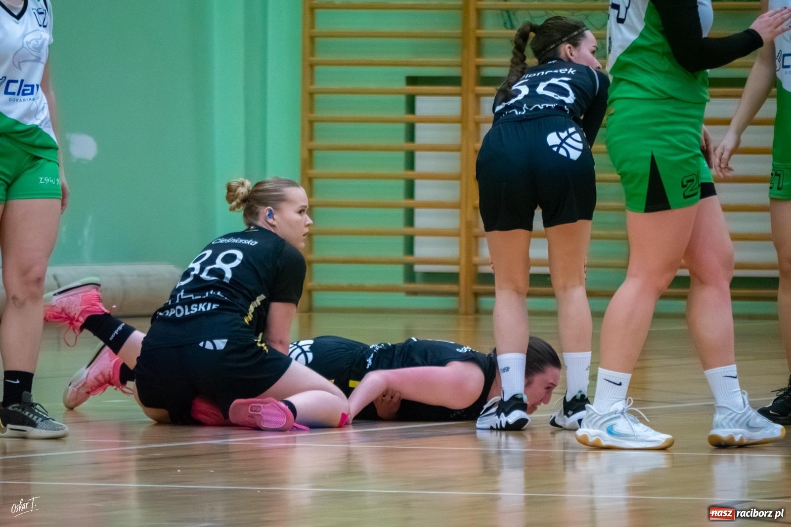 Zdjęcie w galerii na portalu naszraciborz.pl: Koszykówka: Zwycięstwo RKK z outsiderem na zakończenie sezonu [FOTO i WIDEO] wiadomości z regionu