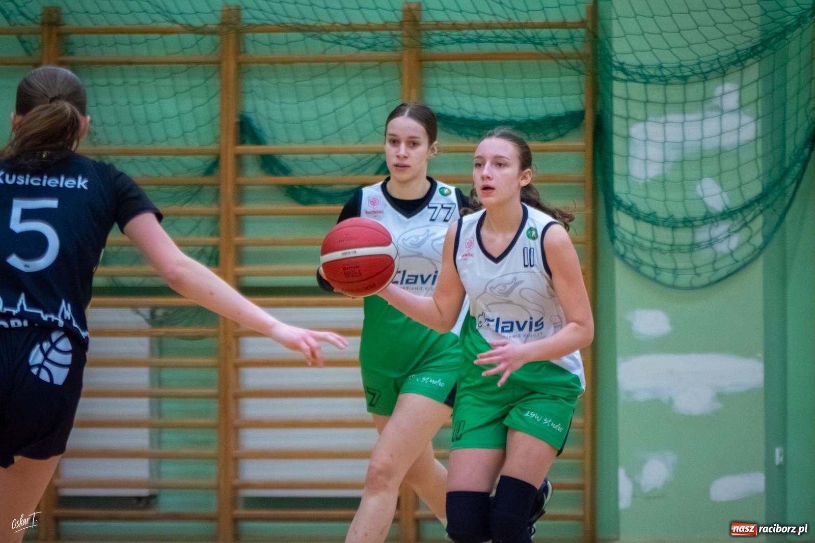 Zdjęcie w galerii na portalu naszraciborz.pl: Koszykówka: Zwycięstwo RKK z outsiderem na zakończenie sezonu [FOTO i WIDEO] wiadomości z regionu