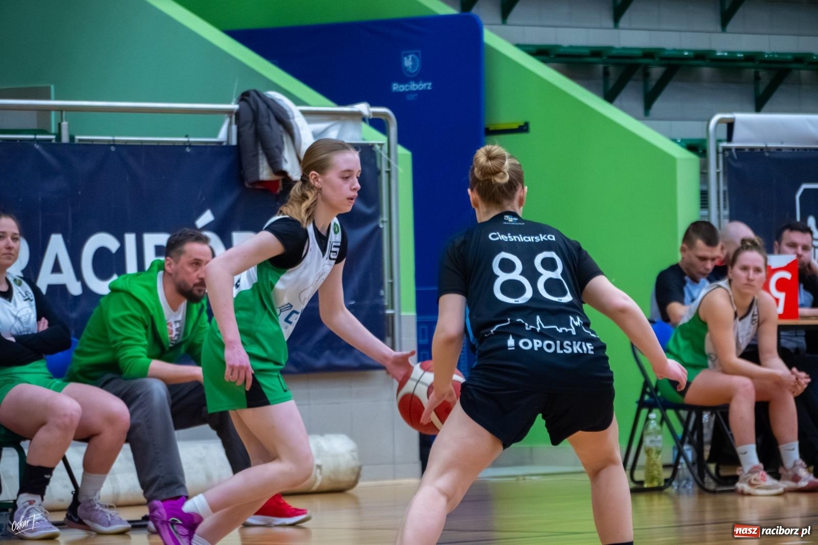 Zdjęcie w galerii na portalu naszraciborz.pl: Koszykówka: Zwycięstwo RKK z outsiderem na zakończenie sezonu [FOTO i WIDEO] wiadomości z regionu