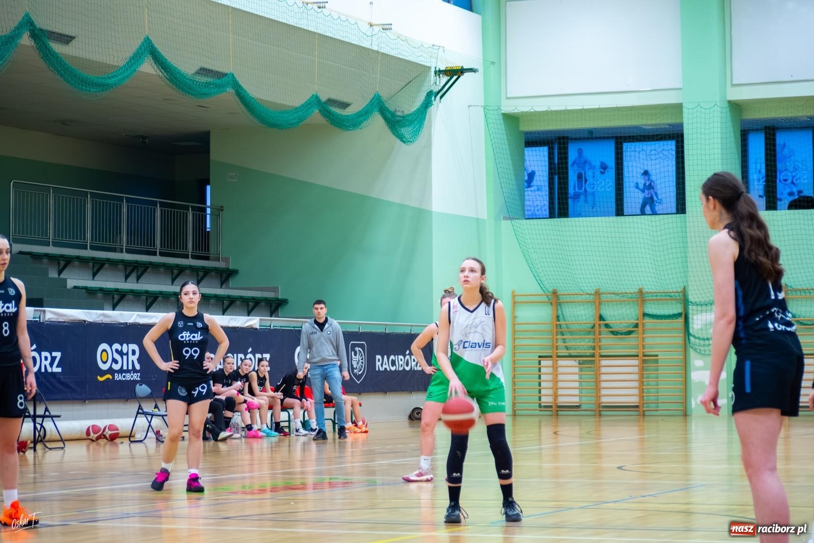 Zdjęcie w galerii na portalu naszraciborz.pl: Koszykówka: Zwycięstwo RKK z outsiderem na zakończenie sezonu [FOTO i WIDEO] wiadomości z regionu