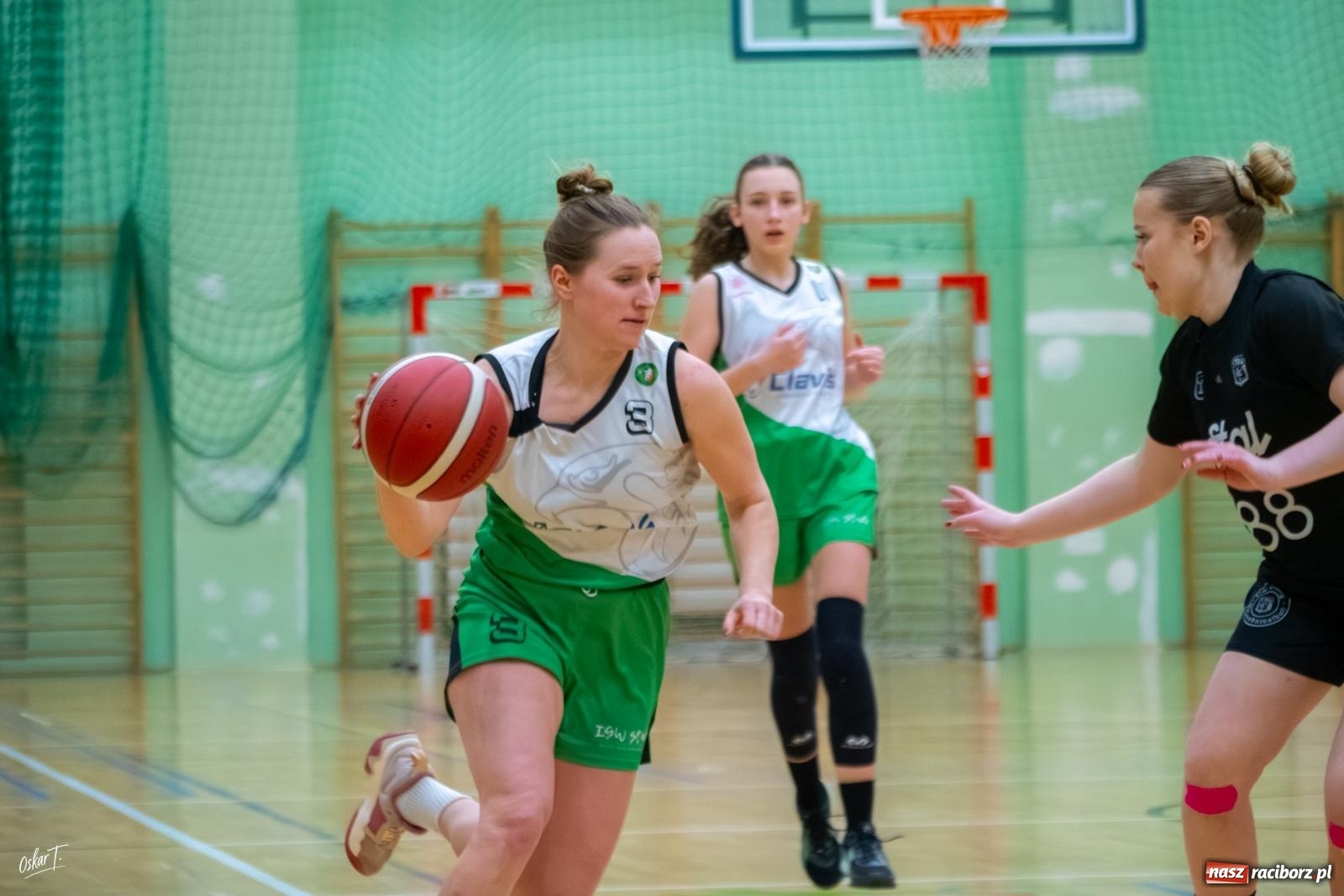 Zdjęcie w galerii na portalu naszraciborz.pl: Koszykówka: Zwycięstwo RKK z outsiderem na zakończenie sezonu [FOTO i WIDEO] wiadomości z regionu