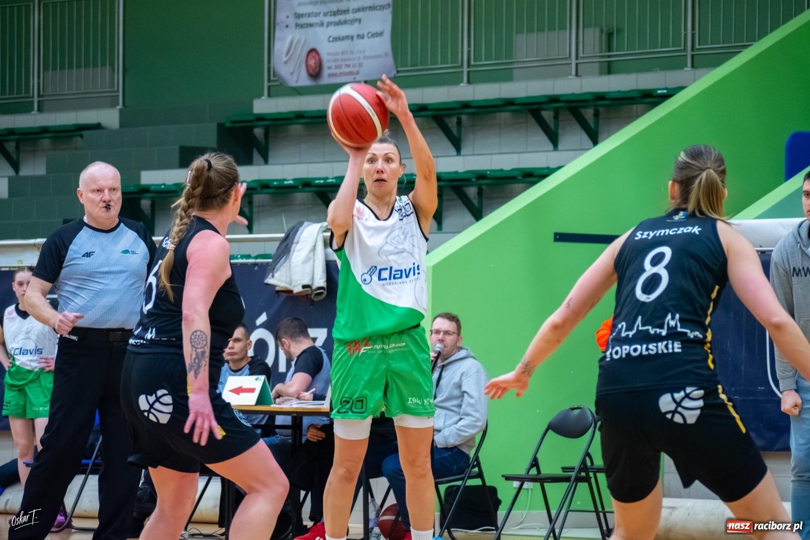 Zdjęcie w galerii na portalu naszraciborz.pl: Koszykówka: Zwycięstwo RKK z outsiderem na zakończenie sezonu [FOTO i WIDEO] wiadomości z regionu