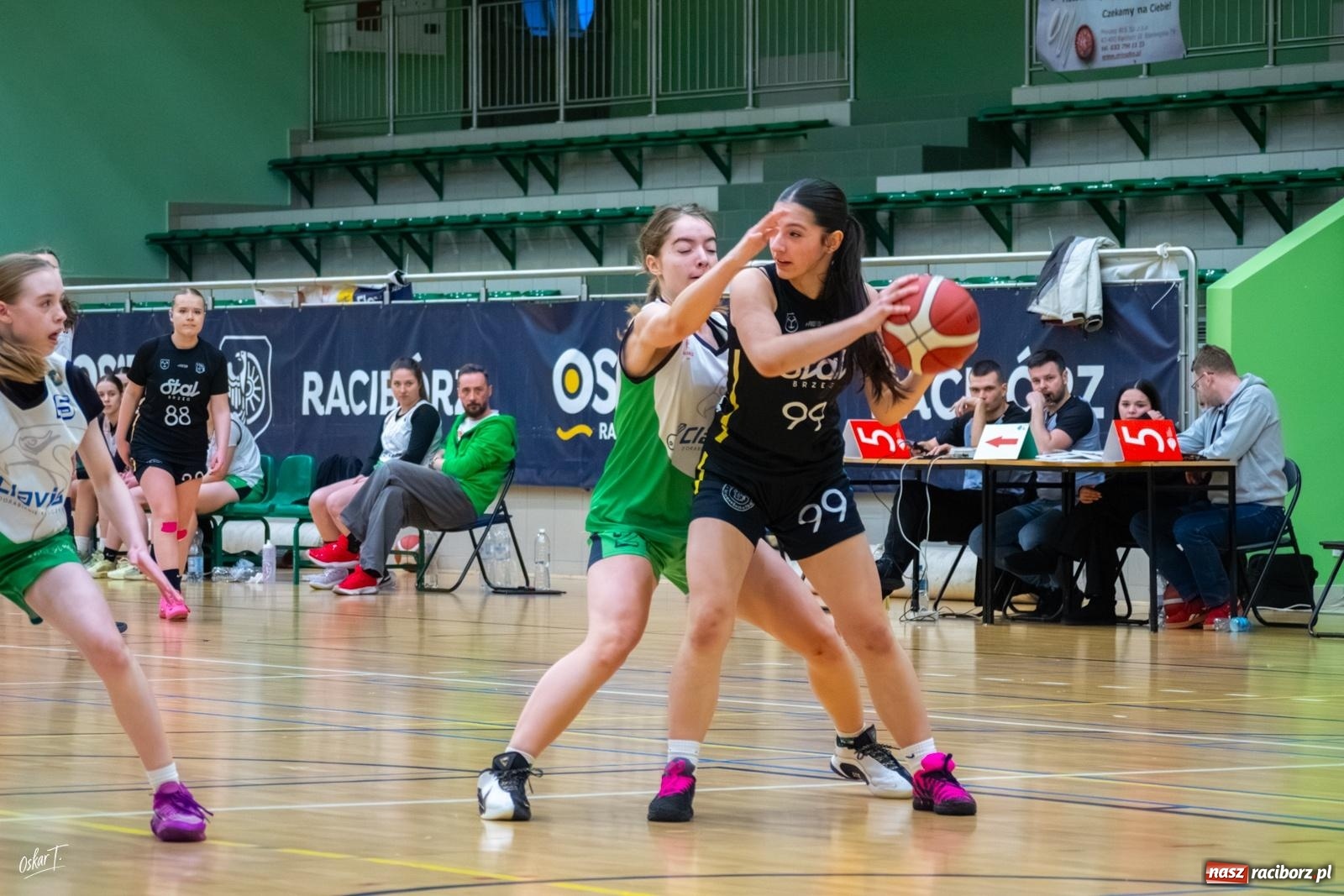 Zdjęcie w galerii na portalu naszraciborz.pl: Koszykówka: Zwycięstwo RKK z outsiderem na zakończenie sezonu [FOTO i WIDEO] wiadomości z regionu