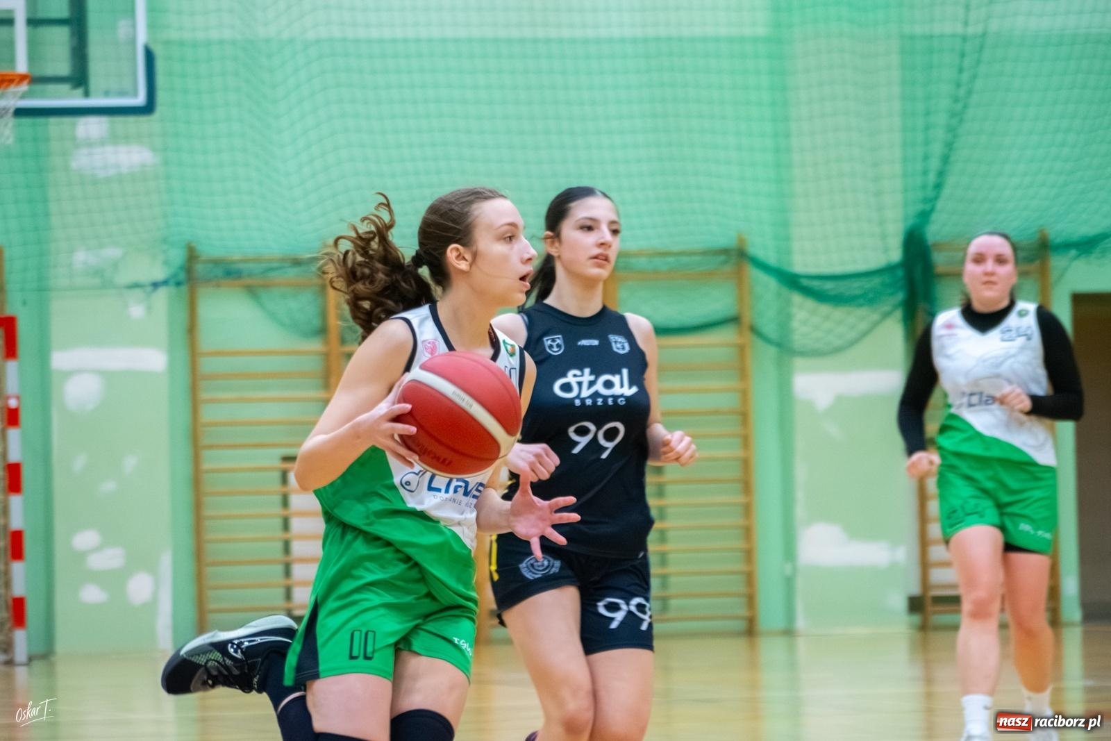 Zdjęcie w galerii na portalu naszraciborz.pl: Koszykówka: Zwycięstwo RKK z outsiderem na zakończenie sezonu [FOTO i WIDEO] wiadomości z regionu