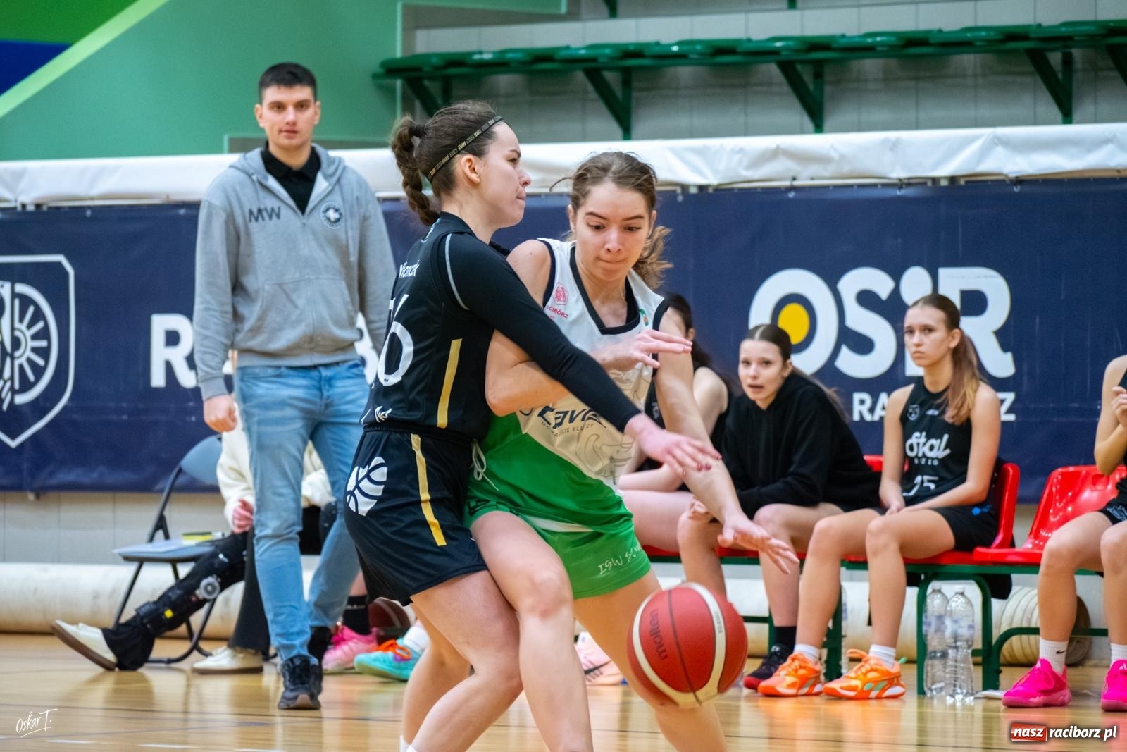 Zdjęcie w galerii na portalu naszraciborz.pl: Koszykówka: Zwycięstwo RKK z outsiderem na zakończenie sezonu [FOTO i WIDEO] wiadomości z regionu