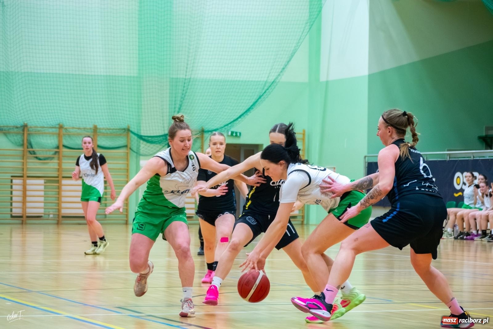 Zdjęcie w galerii na portalu naszraciborz.pl: Koszykówka: Zwycięstwo RKK z outsiderem na zakończenie sezonu [FOTO i WIDEO] wiadomości z regionu