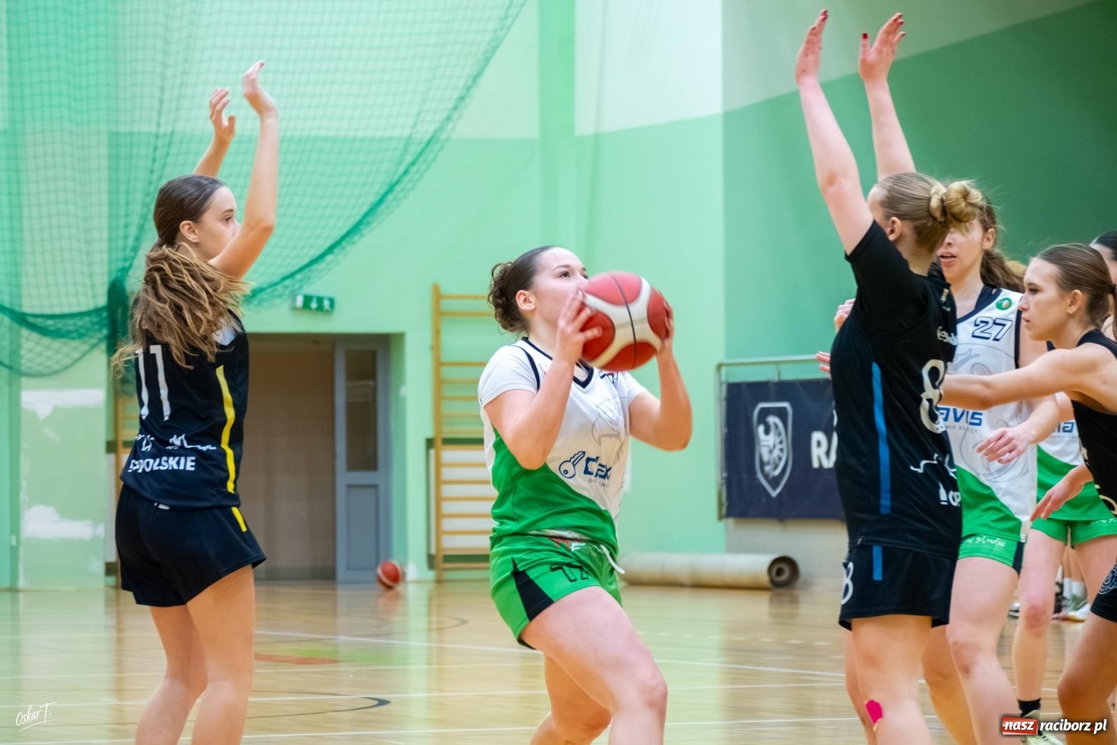 Zdjęcie w galerii na portalu naszraciborz.pl: Koszykówka: Zwycięstwo RKK z outsiderem na zakończenie sezonu [FOTO i WIDEO] wiadomości z regionu