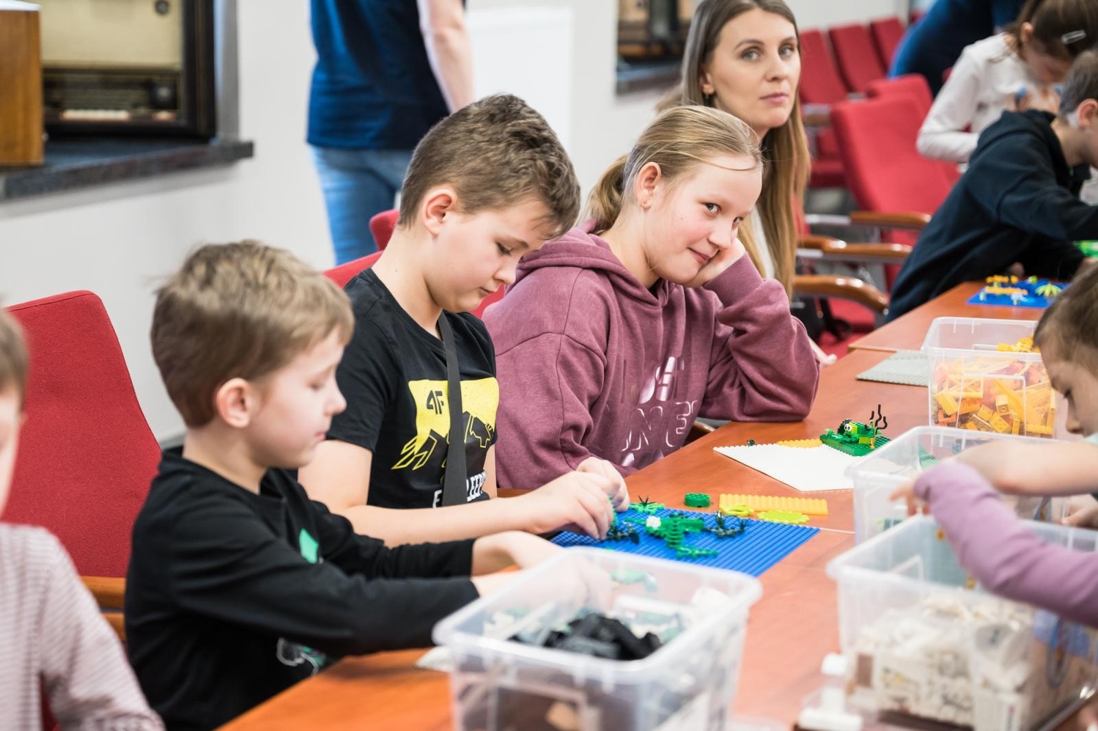 Zdjęcie w galerii na portalu naszraciborz.pl: Ponad pół miliona klocków na Zamku Piastowskim – ferie w Powiecie Raciborskim trwają wiadomości z regionu